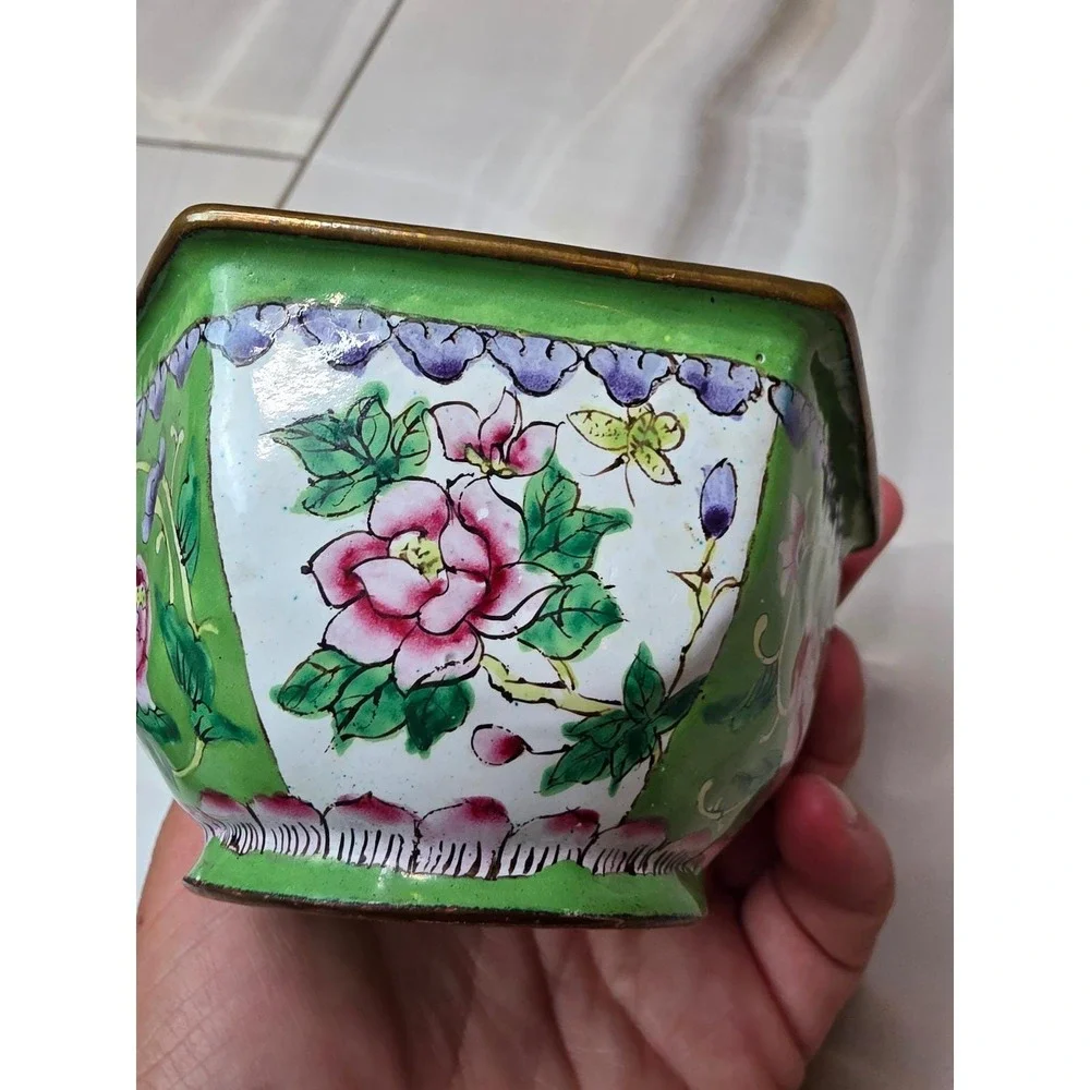 Vintage Chinese Cloisene Enamel Hexagonal Bowl Green Floral‎ Bird 4.25
